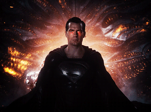 Not impressed.Henry Cavill as Kal-El/Clark Kent/Superman in Zack Snyder’s Justice League (2021