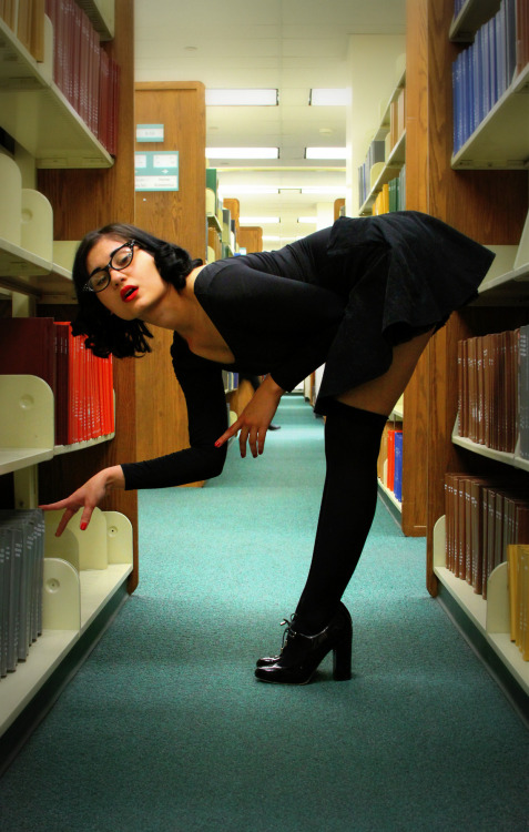 aanonymouse4o:  mistresssonjablue:  ballerinabondagefairies:  Have you ever cum in a library?  More 