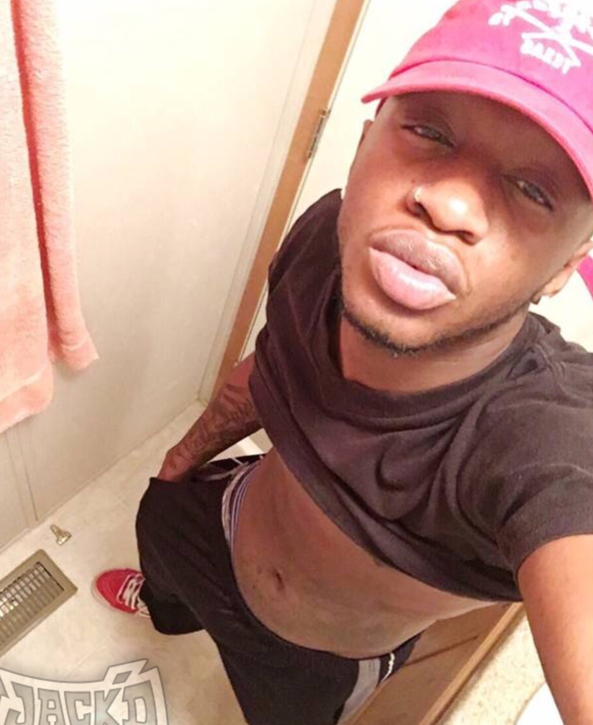 dallasbaits:  Dallas guy with ass and dick. 🍑💦🍆 Mello