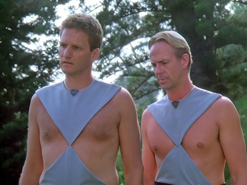 odetodata:protectspock: thenorsiest: You ever wish you could go back in time and ask the costume makers what they were thinking?  they were thinking that this fucks, next question.     some costumer back in 1986: it’s more of a tits out kind of look