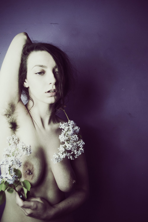 sidepains:  Lilac wine is sweet and heady where’s my love?Lilac wine, I feel unsteady, where&r
