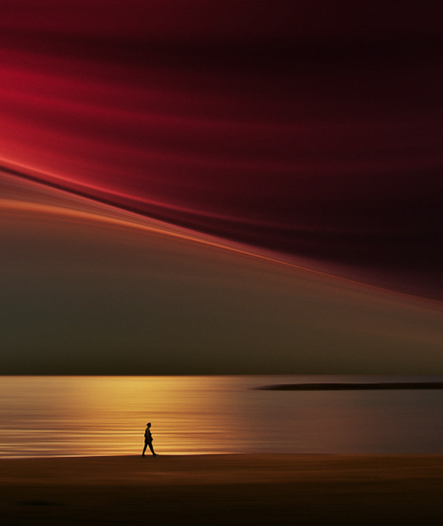 coiour-my-world:“Red walk” ~ by Josh Adamski