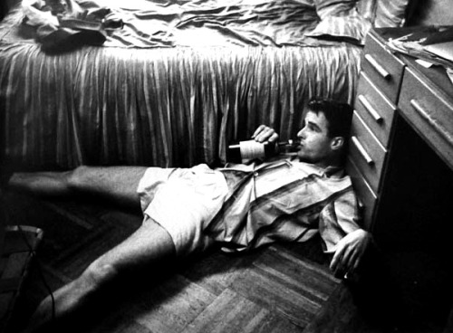 thelittlefreakazoidthatcould: Montgomery Clift photographed by Stanley Kubrick, 1949.