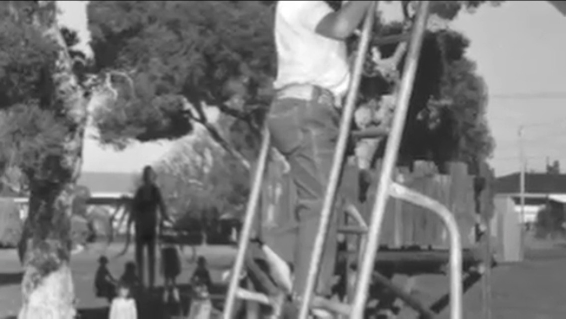 cosmiksol:  Slenderman sightings 