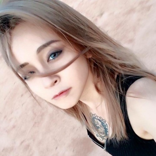sgpowerpower:  Help to share and repost Posted by @sgpowerpower  Young sexy sweet thing she’s below 18. What a pure body 