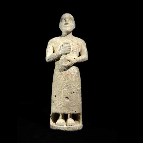 colleenrants:Sumerian devotional statues with shell and lapis lazuli eyes depicted royalty and other