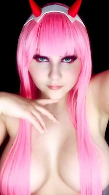 cosplaygonewild:  [NSFW] Zero Two - Darling