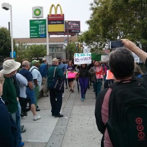 #FastFoodGlobal takes off today in 150 U.S. cities with solidarity actions in 30 countries.Top Photo