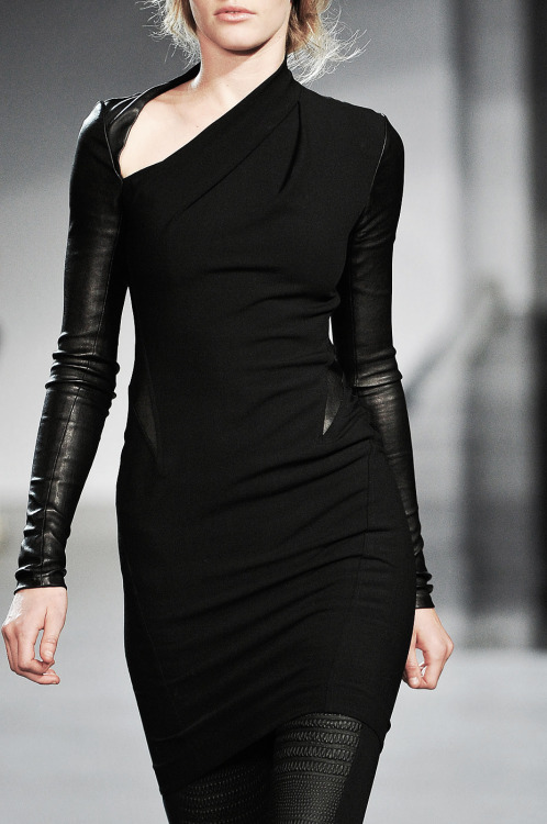 nastyvogue - diet-mnt-dew - Helmut Lang at New York Fashion Week...