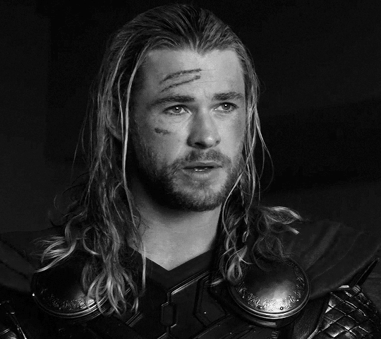 marvel-pilot:  somethingjustsouthofbrilliance:   kingpepperony:   muteelfmoonmoon: