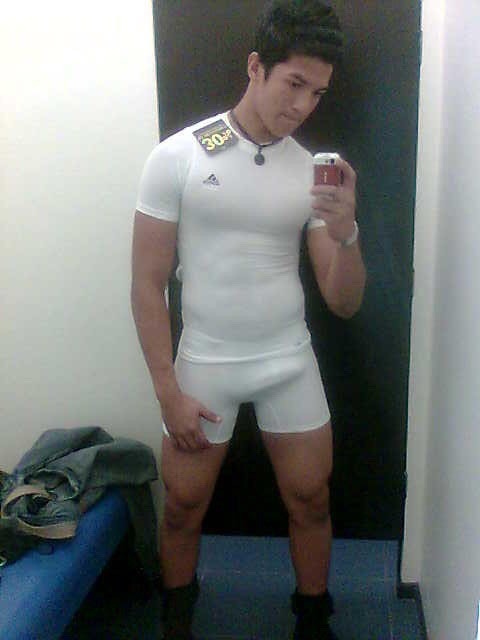 White lycra running tight bulges