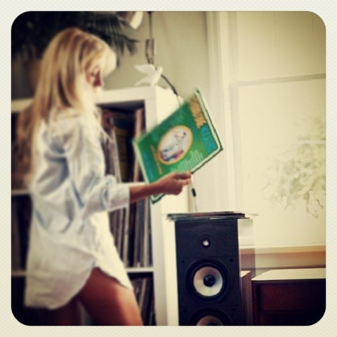 She loves to spin in the mornings. #vinyl
