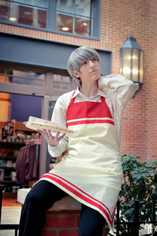 vantasticmess:kdoranphoto:MAGFEST 2014Persona 4 Protagonist | Yosuke Hanamura | Photographer (see th