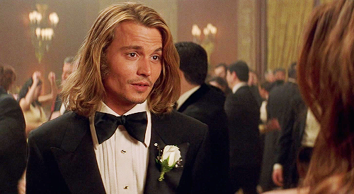 becauseitisjohnnydepp:  Why are you smiling? - Why are you smiling? I don’t know.