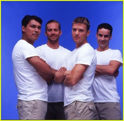 silverskyline47:    Ryan Phillippe, Paul Walker, Jesse Bradford, and Adam Beach are featured in the Oct. 27, 2006 issue of Entertainment Weekly. photo credits Just Jared - here´s another one… 