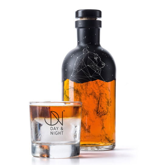 nae-design:Luxury concept design by Backbone Branding