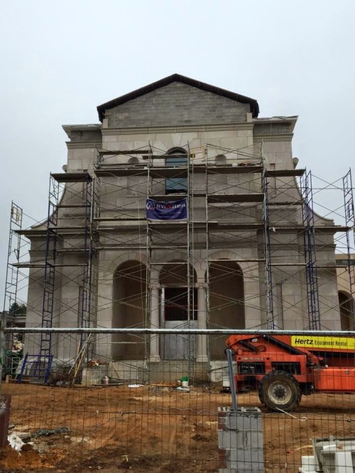 New Catholic Church in Aiken, SC.  Source:http://www.newliturgicalmovement.org/2015/01/the-dedicatio