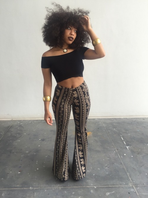 kieraplease:kieraplease:☔️OUTFIT DEETS 4 THOSE ASKING &lt;3Top - Off The Shoulder Crop TopPants - Be