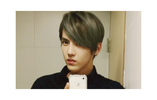 fan-qins:  Kris Predebut Photo 