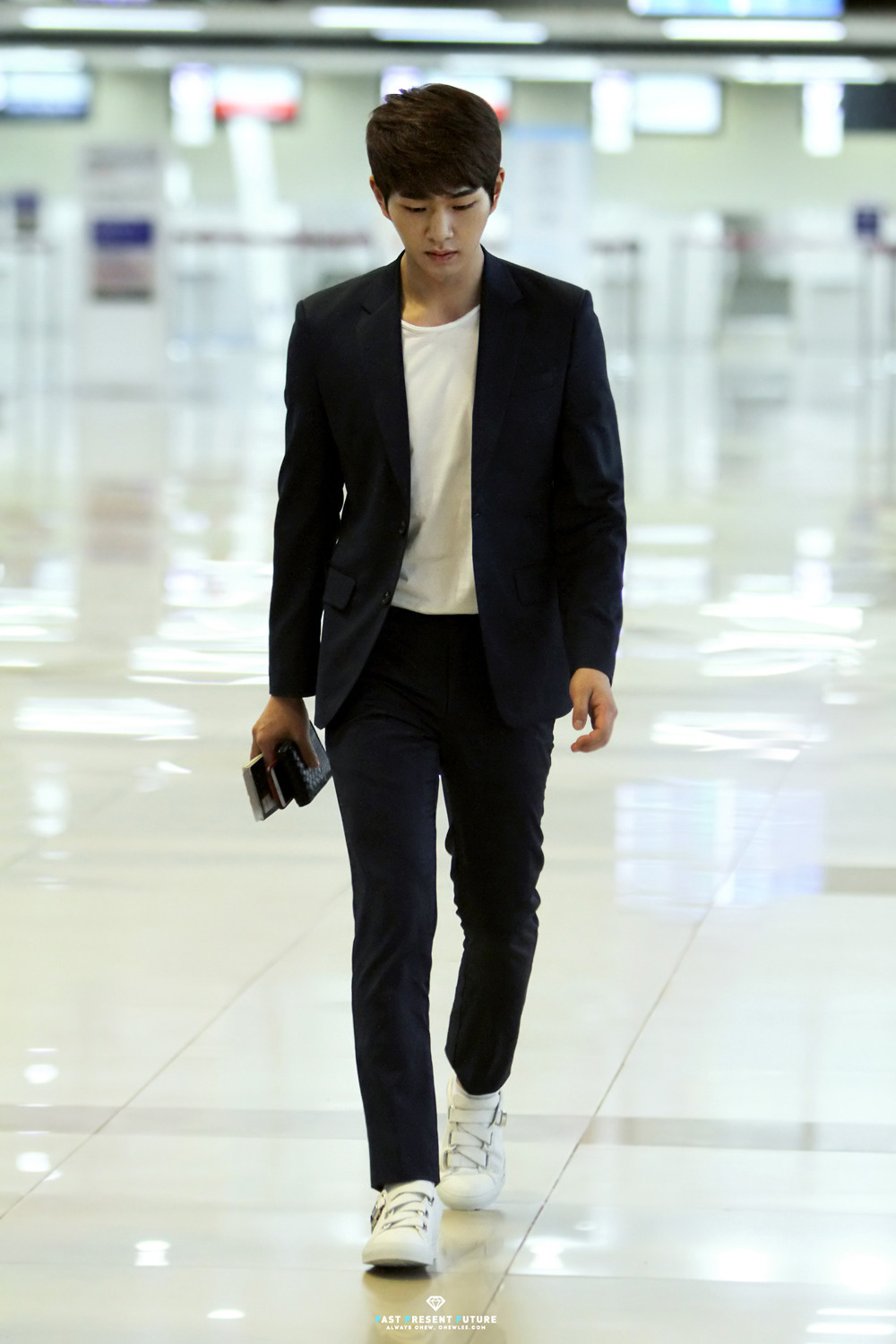 shineemoon:© Past Present Future