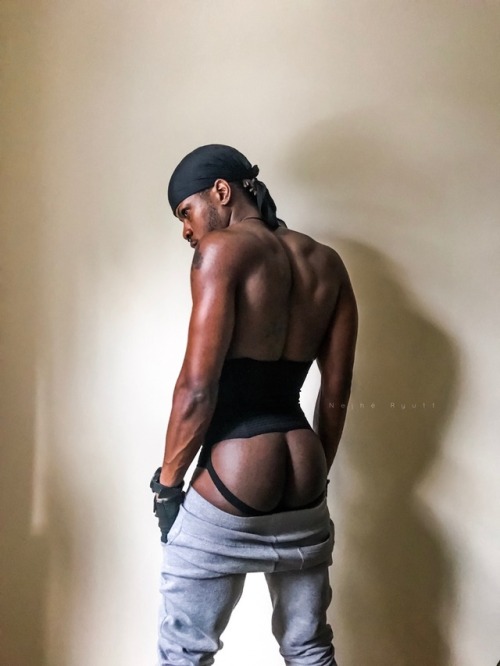 bamchu: nejhe:   GET WITH THE MOVEMENT!  IG @NejheRyutt (Personal)🔥      @Rebel.Nation (Photography)📸  Snapchat: TheeKingRebel 👌🏾 Twitter.   @NejheRyutt 🐥   Bae 