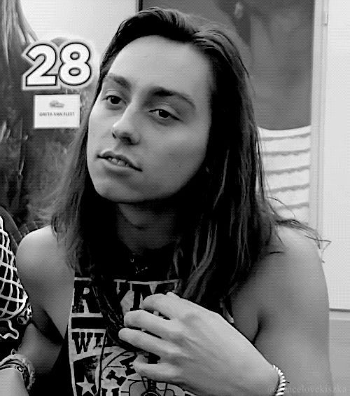peacelovekiszka: x