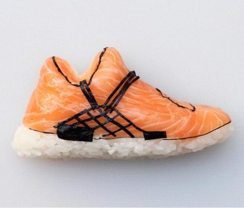 thedesigndome: Chef Who Makes Edible Piece of Art: Sushi Shoes Yujia Hu, a Chinese chef born in Italy and now based in Milan, has combined food and fashion together in a beautiful blend to present the world with his latest culinary creations, sushi shoes.