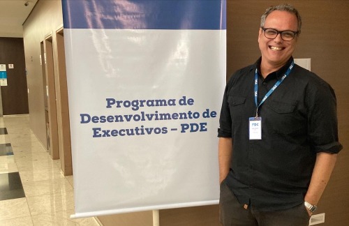 Módulos 1 e 2 de Construção Narrativa e Percepção de Valor para participantes do PDE da Fundação Dom Cabral. O Programa de Desenvolvimento de Executivos (PDE) busca ampliar a compreensão e o domínio da lógica de criação de valor nas empresas,...