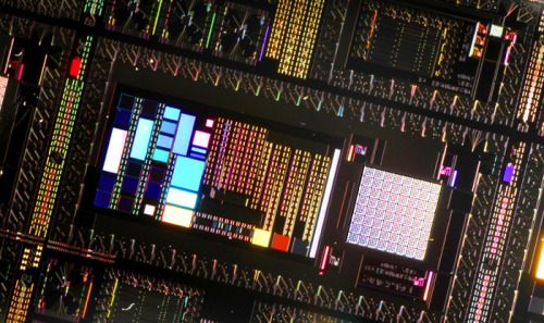 Porn photo cosmictoquantum:   D-Wave makes quantum computers