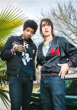 deardarkness:  Julian Casablancas and Honor Titus for NME (Full scans) 