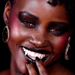 Porn photo hauntedwound:black vampires <3