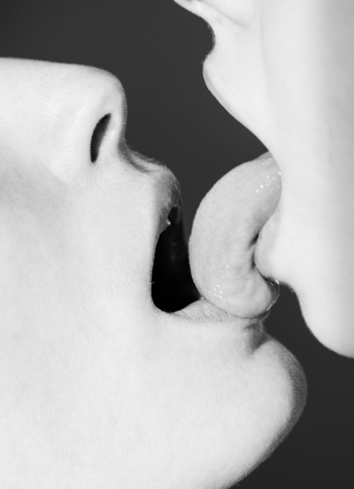 yiorgosmavropoulos:Lick Lust Love