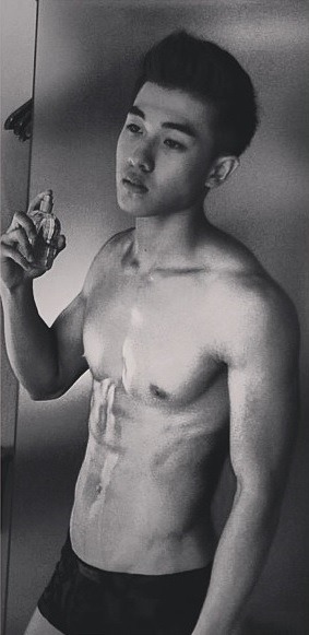 merlionboys:  One hot major eye candy from adult photos