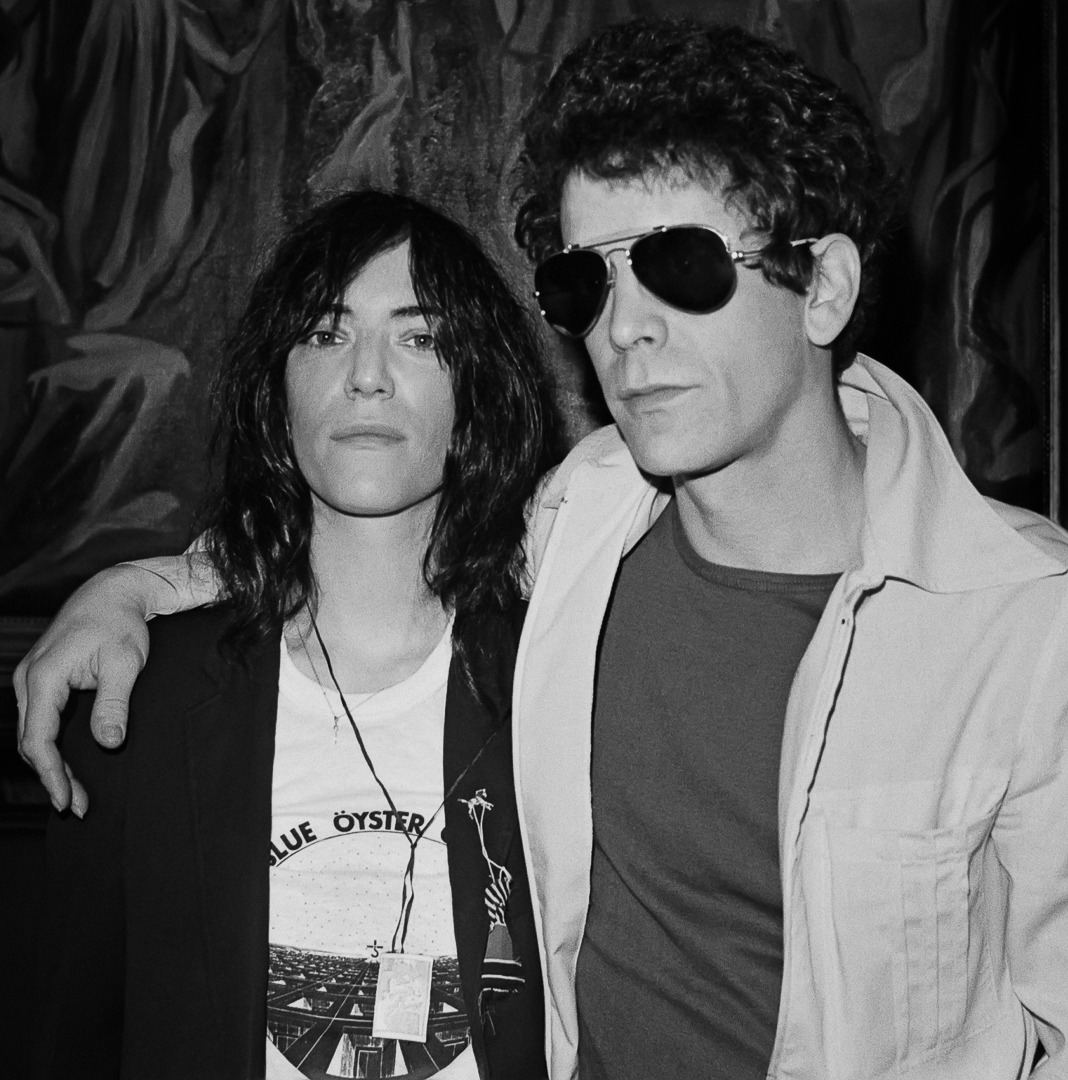 pattismithandrobertmapplethorpe:  Patti Smith and Lou Reed 1977