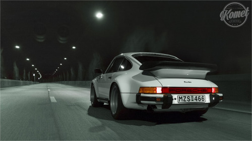 Porsche 911 Tubo by Patrik KarlssonVia Flickr :Shot for Bilsport Magazine.#12 2014 More cars here.