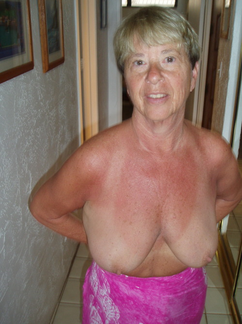 deborahlynnwhite:  A few very recent shots of my wife, Debbie White taken at our Maui condo. Debbie gets very hot and horny after a few minutes of posing nude and is ready to be fucked by someone - anyone! And I love watching other men have sex with her.