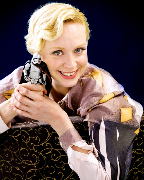 captainsphasma:Gwendoline Christie photographed by Ricardo DeAratanha for “The Women of &lsquo