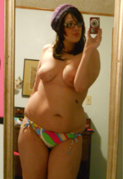 nudebbwpics:  BBW boobs pics