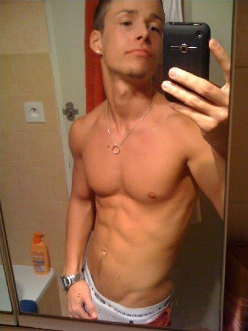 thegaysticky:  •-• via GaySticky.com •-•