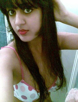 fuckingsexyindians:  Indian selfies in the mirror http://fuckingsexyindians.tumblr.com