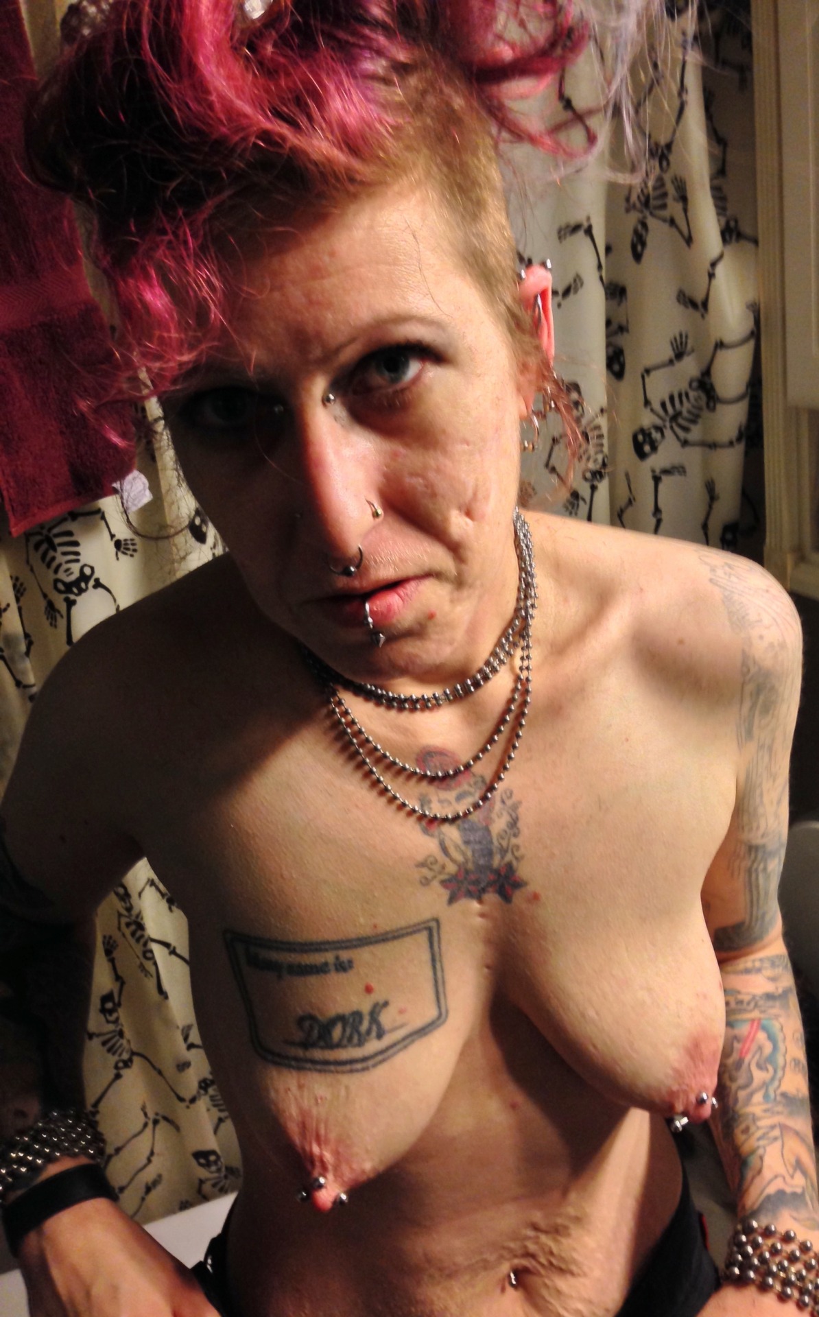 joansanders:  justwatchingsluts456:  saggy tits portland webslut nina  Perfect nippz!
