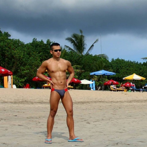 tonysaigon: mansexy69: C Trai đẹp