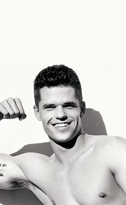 Porn keating-fives:  Max and Charlie Carver for photos