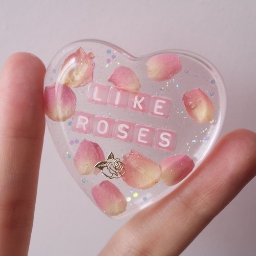 pinkhipster: you said I wasn’t just like anyone, likeyou treated me just like everyone else&nb