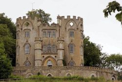 bonitavista:  Midford Castle, Bath, England photo via hope 