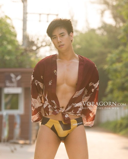 dean-asianhunks:  Kan Kannaphong   07/08/18