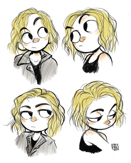 Some doodles of Clarke because I missed drawing her (ﾉ^ヮ^)ﾉ*:・ﾟ✧(..and I may or may not be catching 