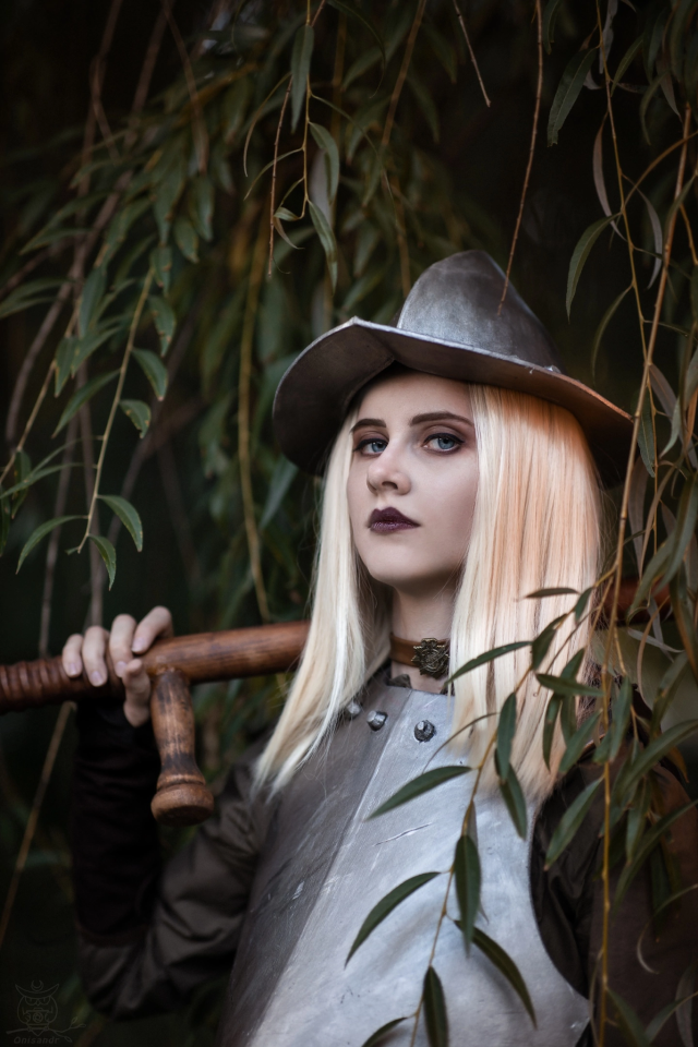 Hello, it’s me~ 
 as Angua von Überwald
Photo by Onisandr and Takeshi