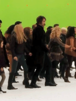 JUST LEE DANCING!