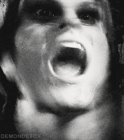 demondetoxmanual:  —-&gt; [ 3x16 &amp; 8x14  Hellhound-View ] 